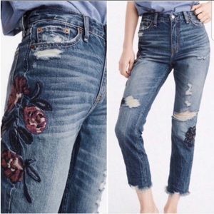 Abercrombie & Fitch Annie Girlfriend High Rise Distressed Embroidered Jean, 25 /
